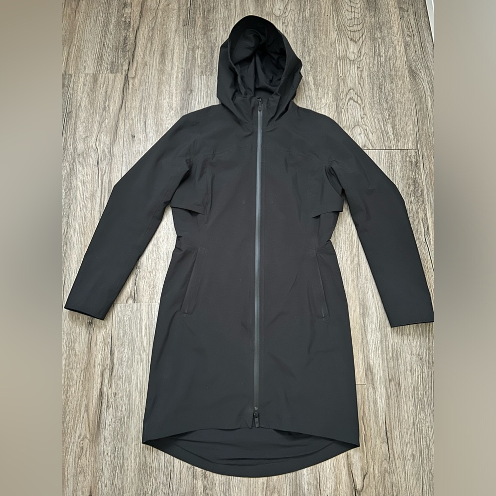 Lululemon Rain Rebel Jacket